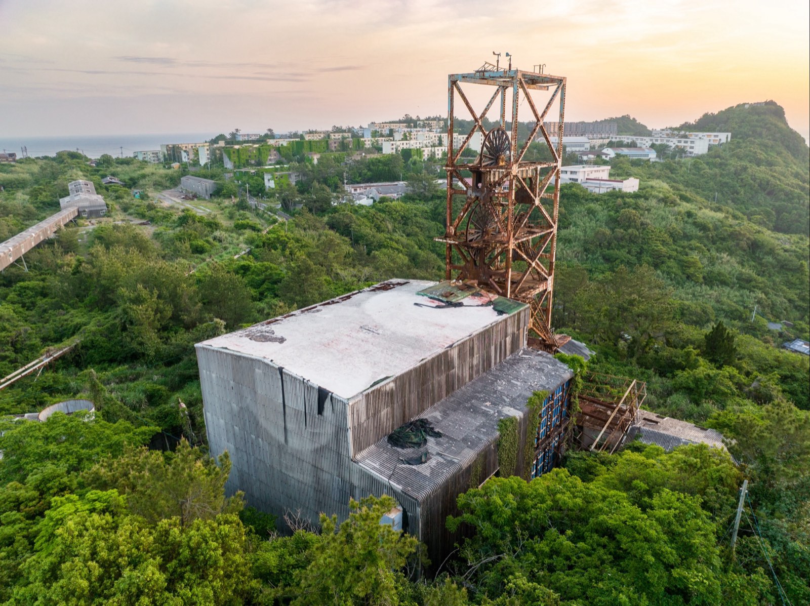 The coal mine of Ikeshima island at dusk, photographed by Jordy Meow
